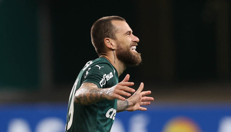 Palmeiras Fortaleza Lucas Lima