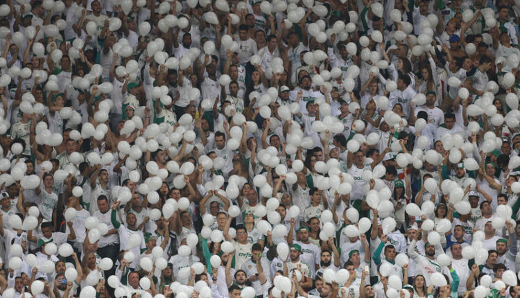 A sua história é minha esmola Doria Palmeiras Arena Barueri